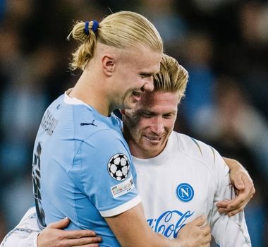 Imagem - City vence Napoli e estraga retorno do ídolo De Bruyne ao Etihad Stadium