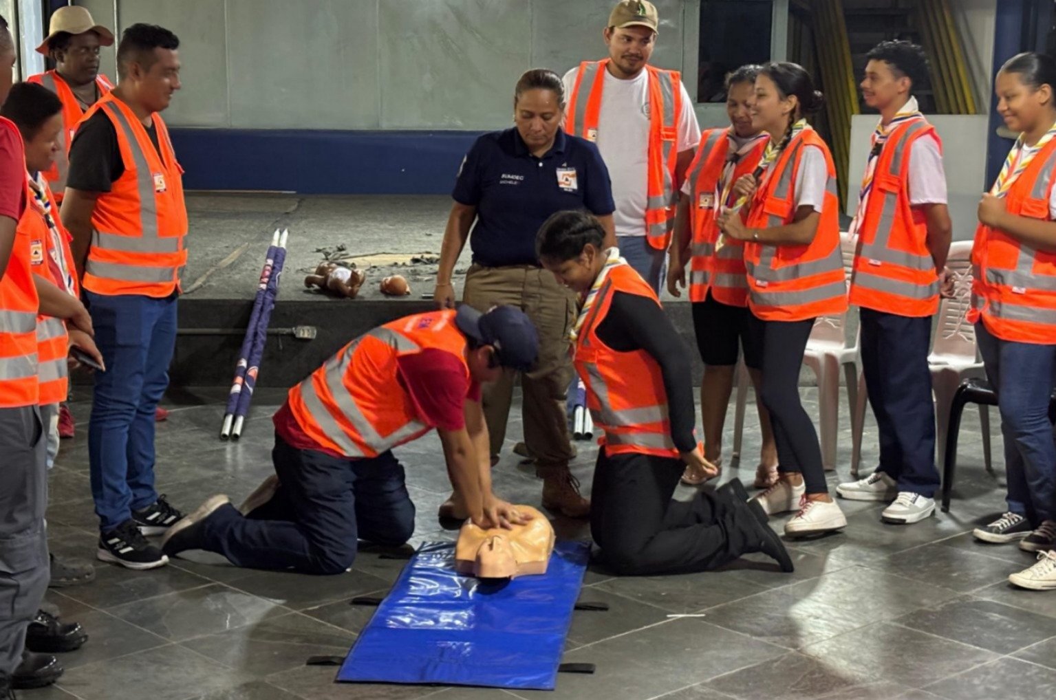 A Defesa Civil intensificou o treinamento dos voluntários que atuarão no Círio, em Belém.