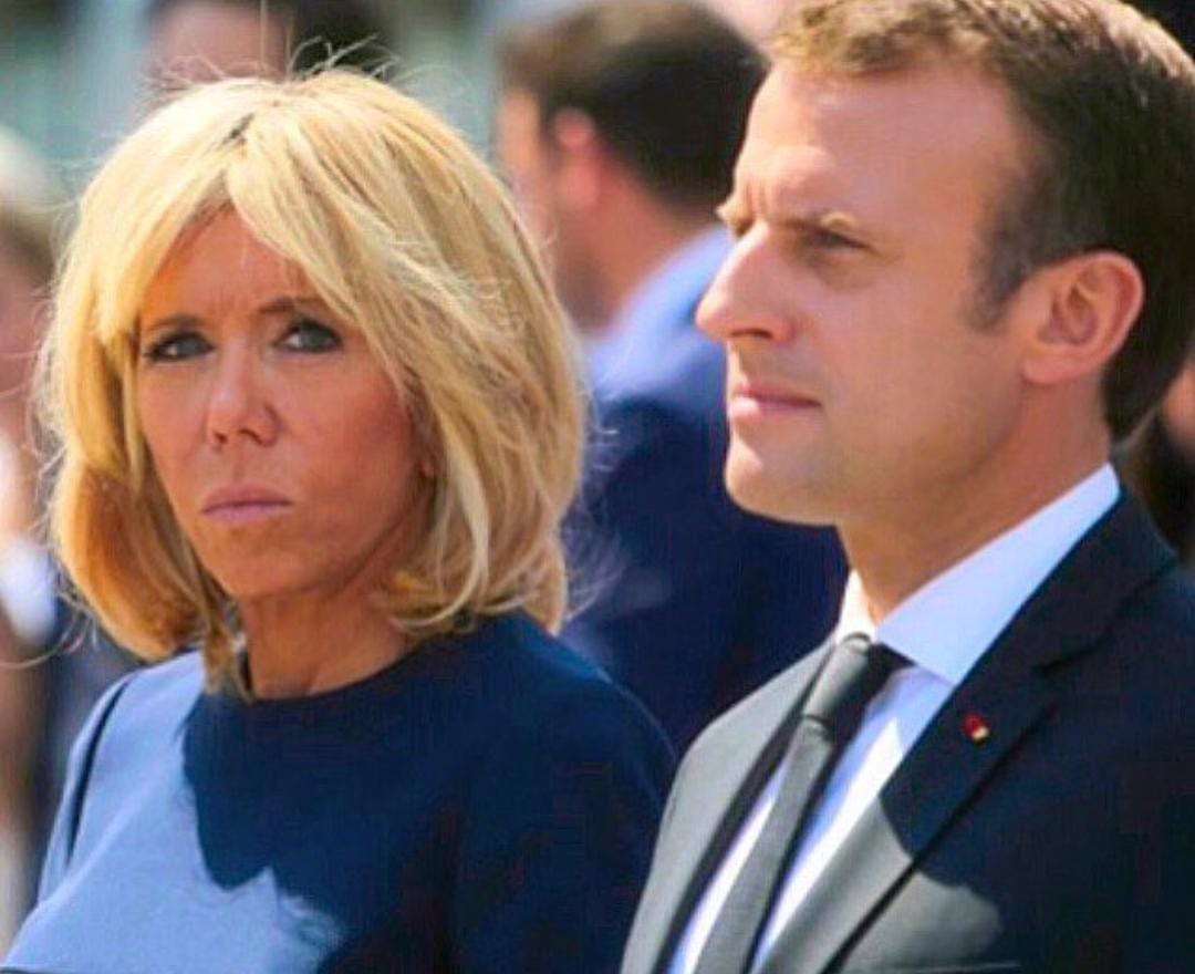 (Emmanuel Macron, presidente da França e a esposa, Brigitte Macron)