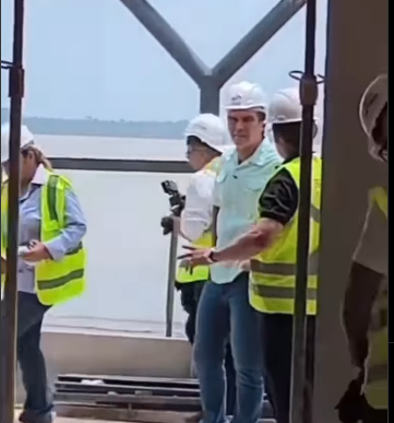 Imagem - Helder Barbalho brinca com pedido de ajuda de torcedor ao Paysandu: 'só se eu for jogar'