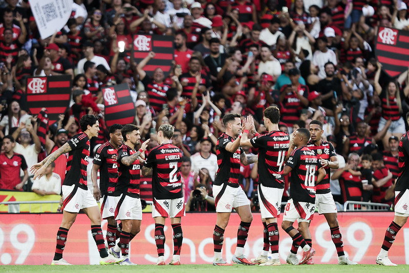 Mengão recebe os argentinos no Maracanã - 