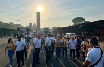 Imagem peregrina de Nossa Senhora de Nazaré visita a Ceasa em Belém; assista