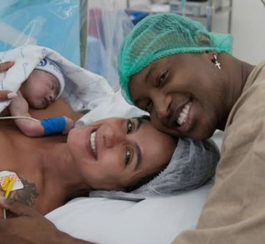 Imagem - Nasce filho de Thiaguinho e Carol Peixinho.