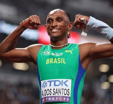 Imagem - Alison dos Santos conquista prata nos 400m com barreiras no Mundial de Atletismo
