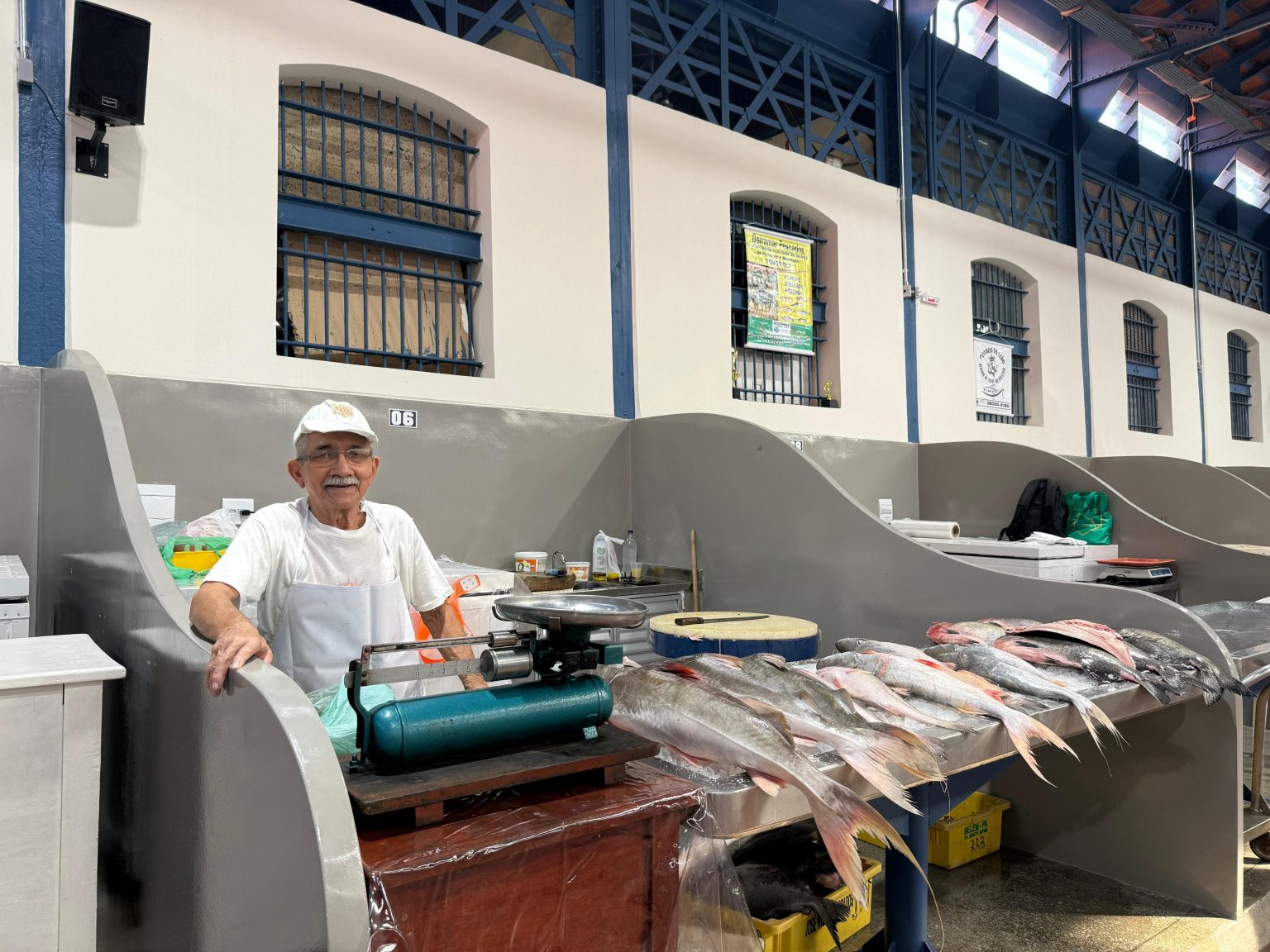 O Mercado de Peixe do Ver-o-Peso voltou a ser entregue à população nesta sexta-feira (19)