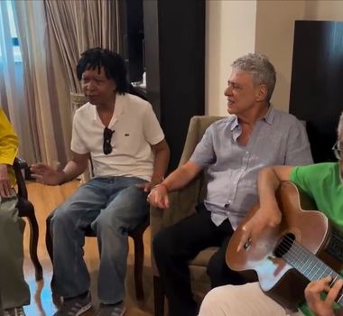 Imagem - Gil, Caetano, Chico e Djavan se unem em apresentação contra PEC da Blindagem; assista