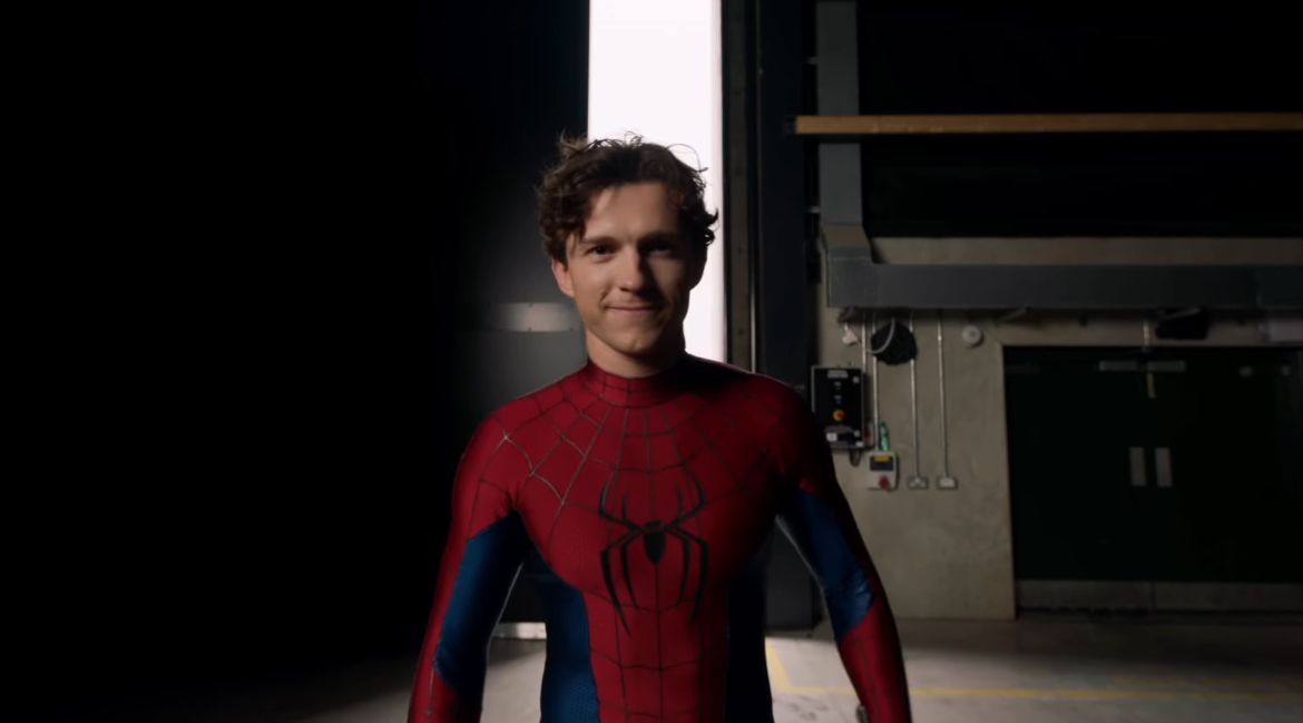 Tom Holland é hospitalizado após acidente no set de filmagens de 'Homem Aranha 4'
