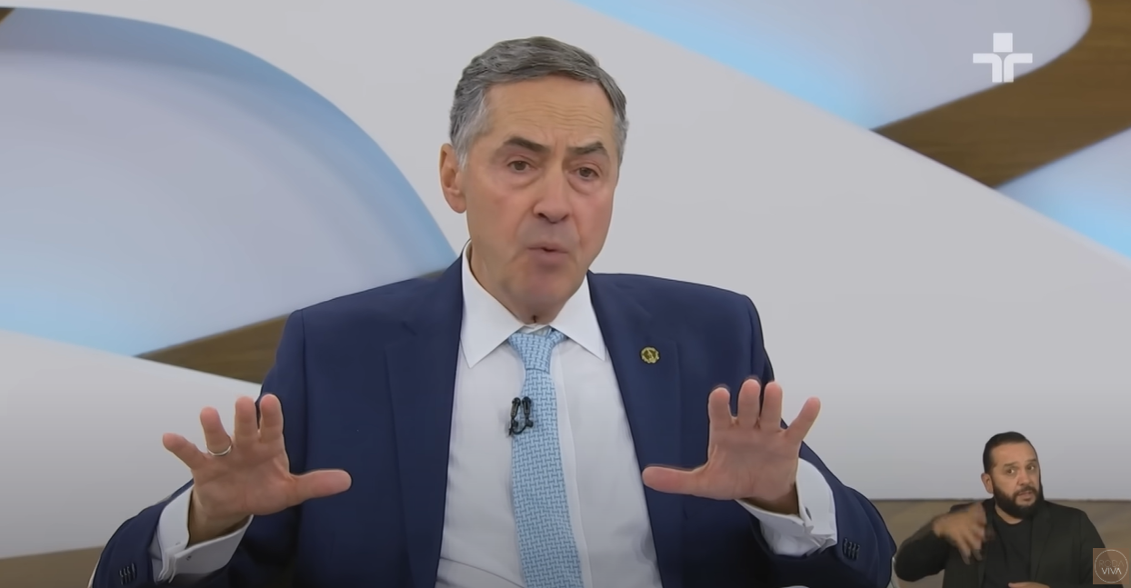 Imagem - Após manifestações, Barroso diz que vê com alegria volta da pauta do combate à corrupção