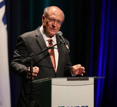 Imagem - 'Boa química' entre presidentes vai ajudar no tarifaço, diz Alckmin