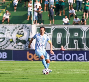 Imagem - Volante rescinde com o Paysandu e aciona a Justiça por atrasos salariais