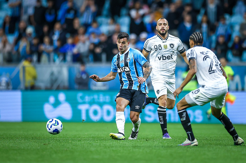 Tricolor e Fogão empataram em 1 a 1 - 