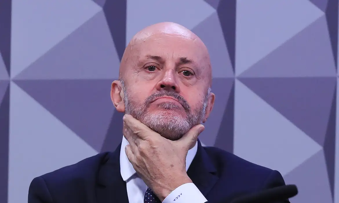 Imagem - "Careca do INSS" promete entregar à PF documentos que provam inocência