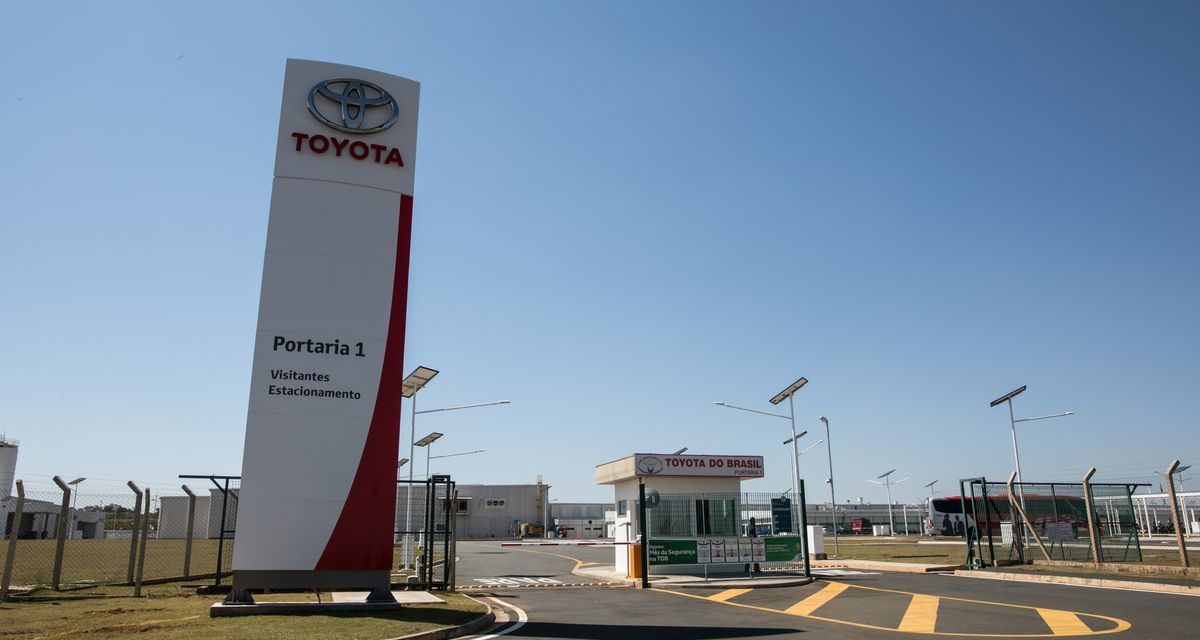 Imagem - Toyota suspende produção no país após chuva destruir fábrica em SP