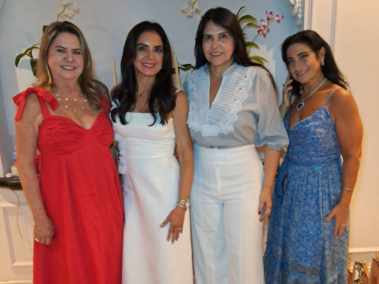 Silvana Rodrigues com Fadia, Mayra Proença e Gilvana Goncalves