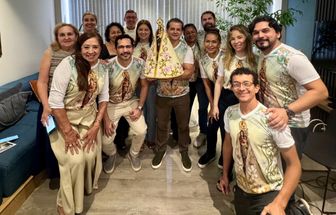 Clínica Tofolo recebe a visita da Virgem de Nazaré