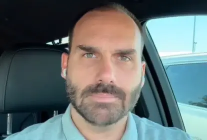 Imagem - Moraes acusa Eduardo Bolsonaro de fugir da lei nos EUA e manda notificá-lo por edital