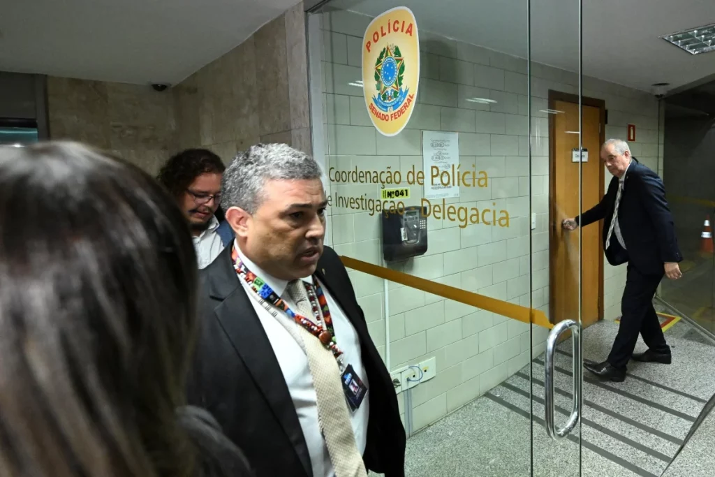 Imagem - Presidente da Conafer é preso em flagrante pela CPMI do INSS