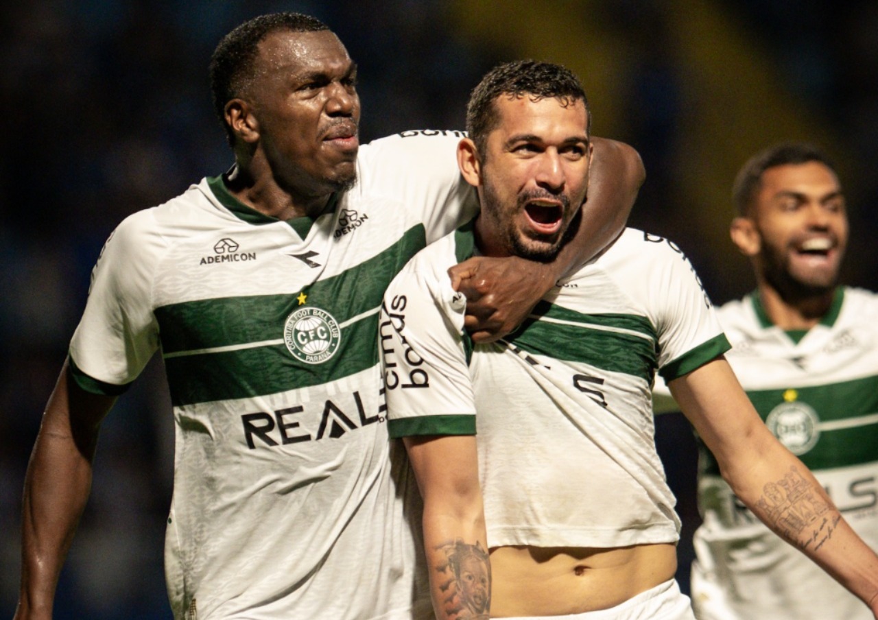 Coxa bateu o Avaí por 2 a 0 - 