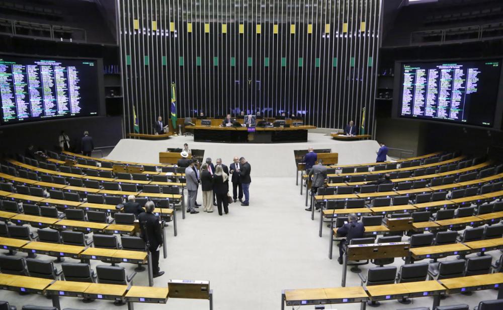 Discussão e votação de propostas legislativas.