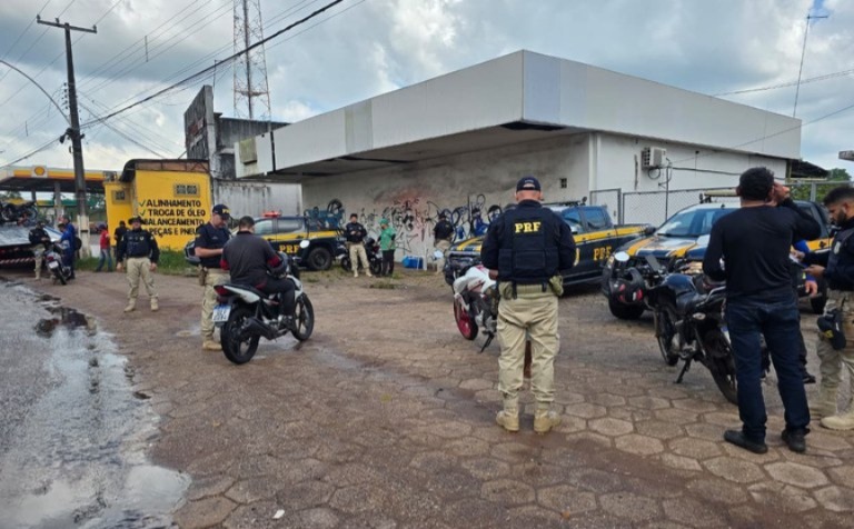 PRF intensifica fiscalização de motocicletas na BR-316.
