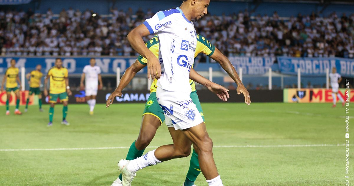 Garcez marcou o gol que incendiou a Curuzu, mas o empate permaneceu no placar até o fim