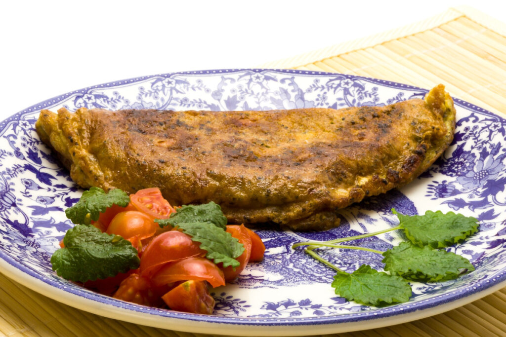 Omelete de legumes e chia (Imagem: fritzundkatze | Shutterstock)