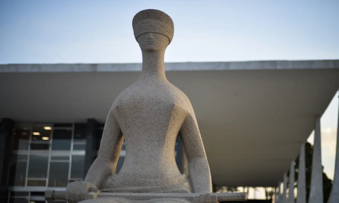(A denúncia foi aceita pela mesma turma em junho de 2024 que, agora, julga um recurso de Moro contra a decisão.)