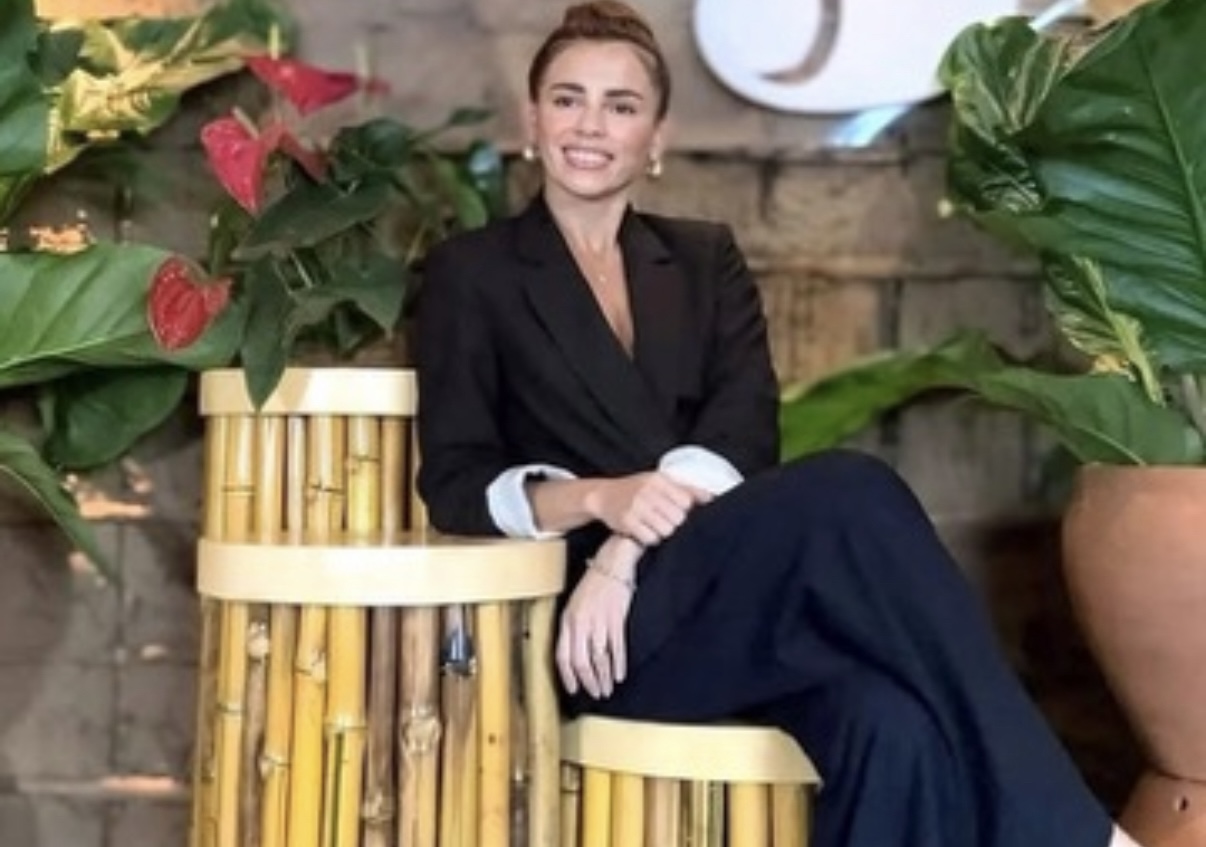 A designer e cenógrafa Débora Goldenberg está a mil com a aproximação do Círio e da COP. Na foto, o conjunto de mesinhas "Trio Curimbó", criadas por ela.