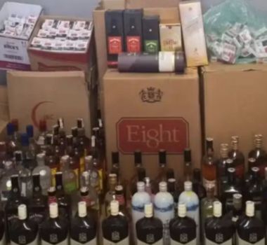 Imagem - Operação apreende bebidas suspeitas no RJ
