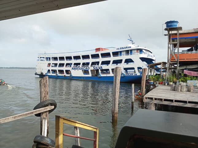 Embarcação que bateu em barco no Marajó- 