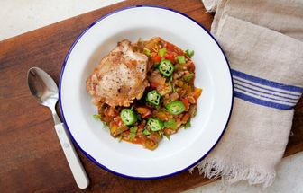 4 receitas fáceis com quiabo para variar no almoço ou no jantar