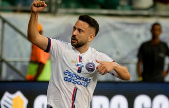 Everton Ribeiro revela diagnóstico de câncer de tireoide