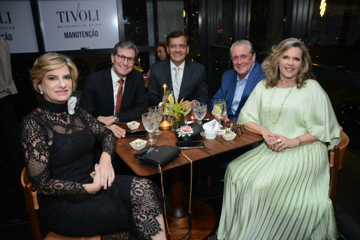 Claudia e Carlinhos Freire, Eduardo Melo, Dario e Gisele Bernardes