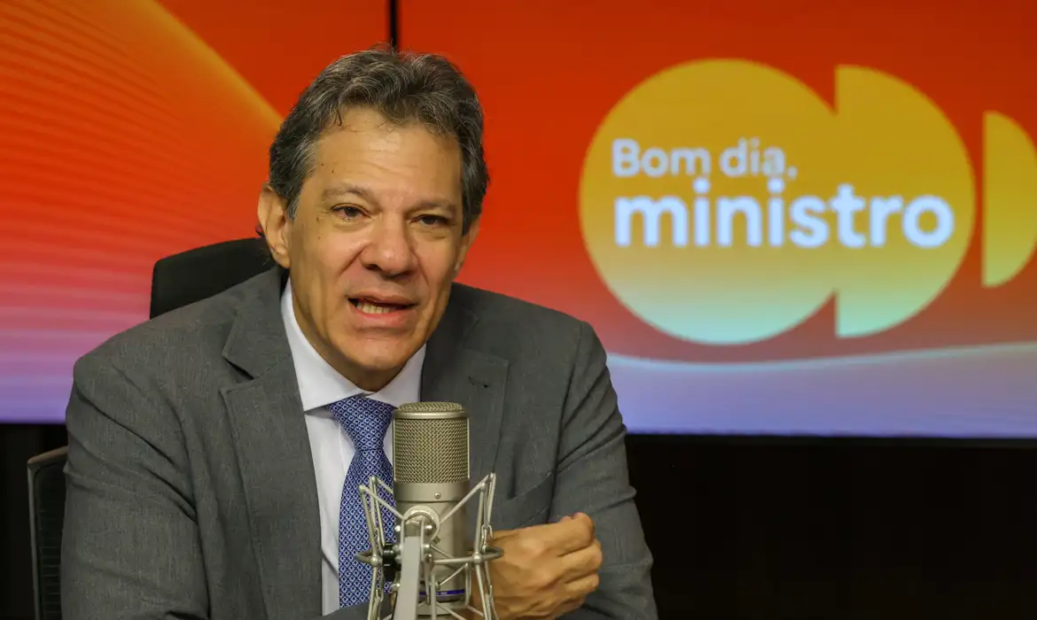 Imagem - Tarifaço prejudicou mais que beneficiou população dos EUA, diz Haddad