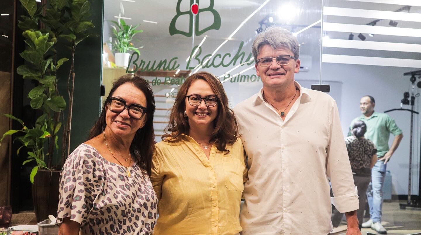 O evento contou com a presença dos renomados pneumologistas, Dr. André Nunes e Dra. Lilian Pereira, referências na área de saúde respiratória.