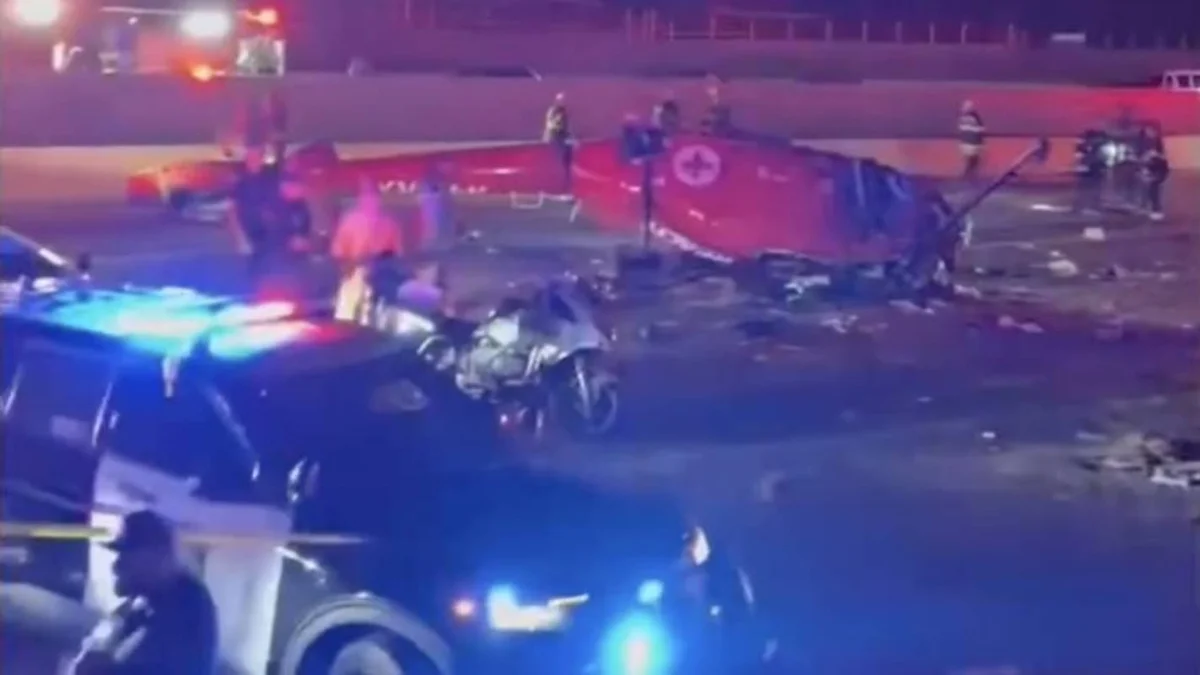 (O helicóptero havia levado um paciente para um hospital da região e retornava para sua base, por volta das 19h (no horário local), quando o acidente aconteceu.)