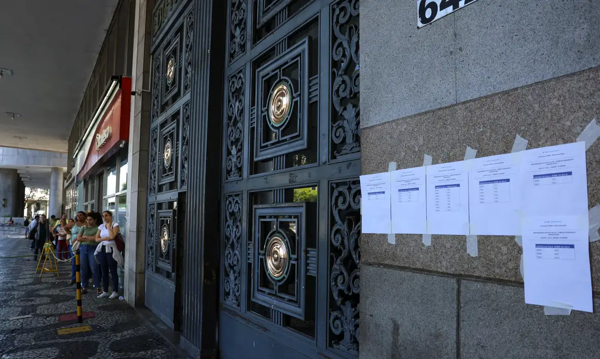 Saiba as regras para entrar com recursos no site do concurso

