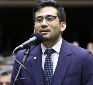 Imagem - Kim Kataguiri propõe emenda que autoriza Brasil a produzir bomba atômica