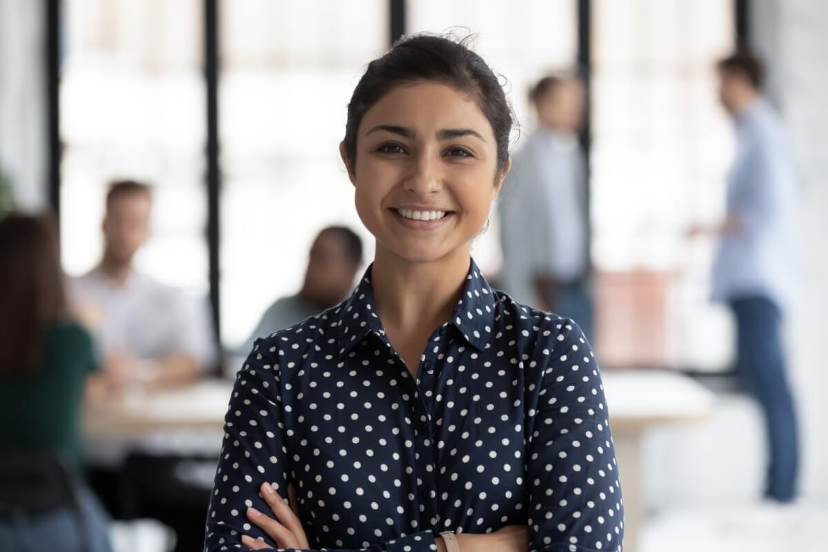 O estágio é uma ótima oportunidade para se desenvolver profissionalmente (Imagem: fizkes | Shutterstock)