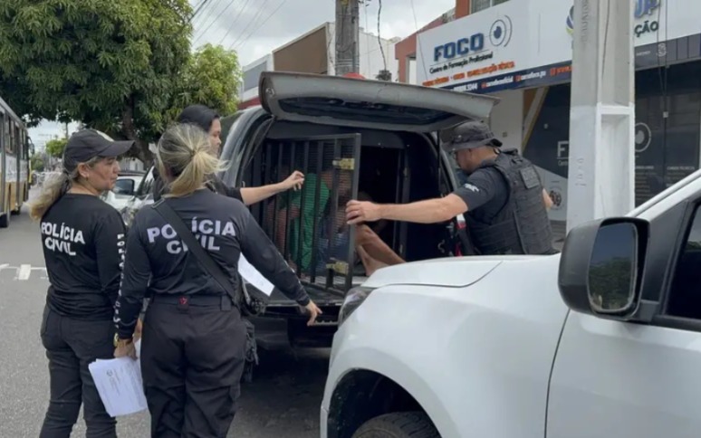 Grupo é preso por atos de violência envolvendo torcedores de futebol em Belém.