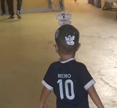 Imagem - Mãe e filho remistas usam 'dia do cabelo maluco' para provocar o Paysandu