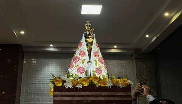 A imagem peregrina de Nª Sª Nazaré chega à Ananindeua após 11h de Traslado