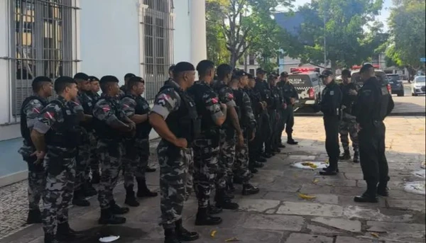 Operação Acolher realiza ações de segurança e assistência social em áreas centrais de Belém