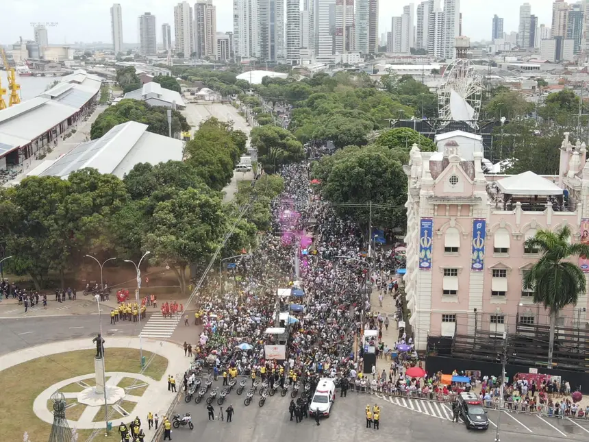 (Procissão do Círio de Nossa Senhora de Nazaré)