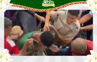 Pessoas disputam pedaços da corda do Círio de Nazaré após corte precoce