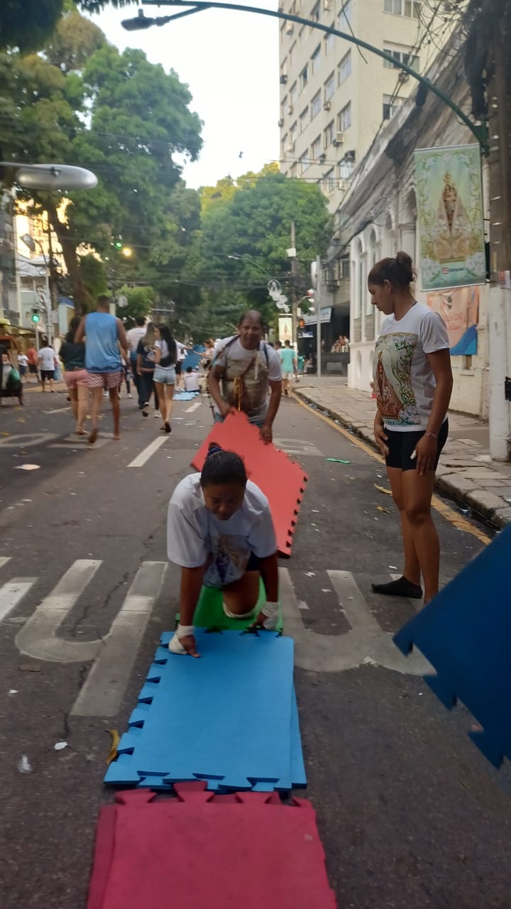 Promesseiros na avenida Nazaré -