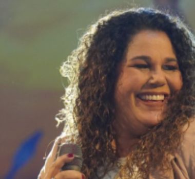 Imagem - Fenômeno da música católica Eliana Ribeiro será atração hoje à noite