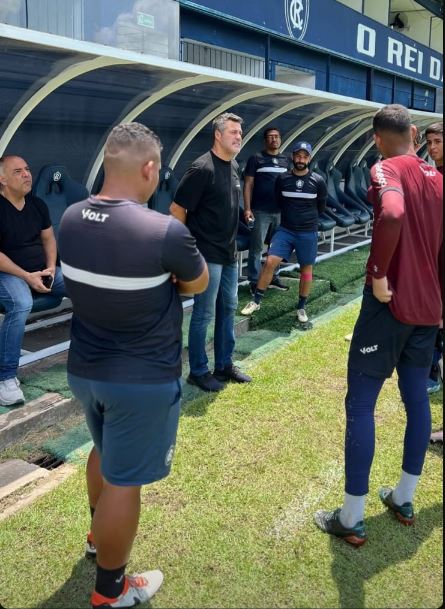 Imagem - Ex-Seleção e Flamengo, goleiro Júlio César visita Baenão e acompanhará o Re-Pa