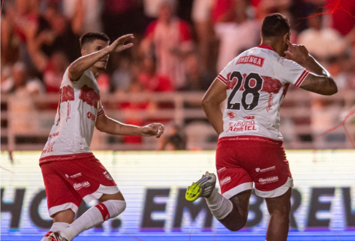 Galo empatou dentro de casa com a Ferroviária - 