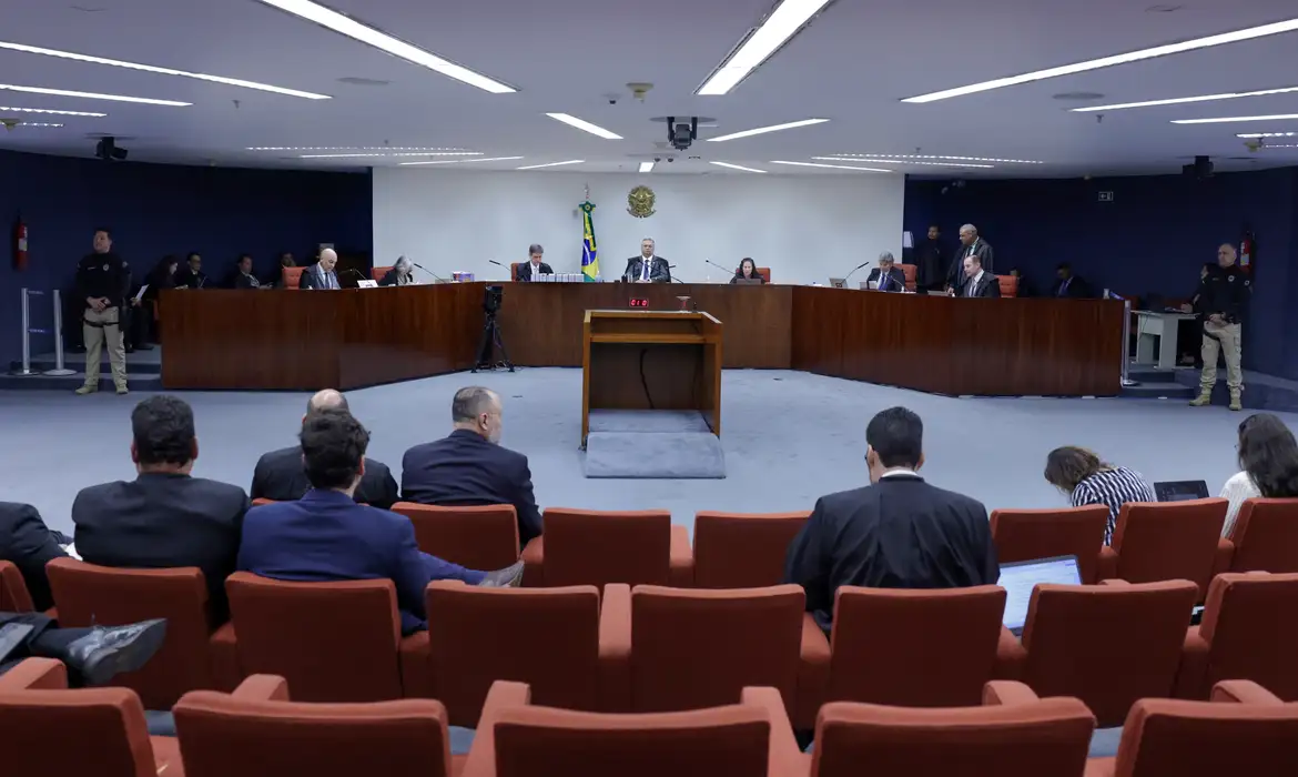 (Gonet diz que grupo promoveu “guerra informacional”)